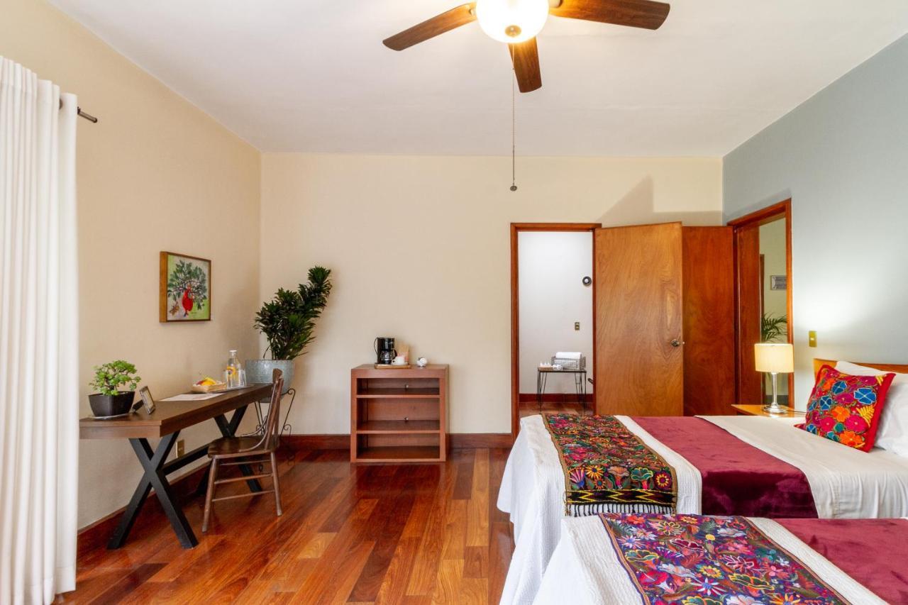 Casa De Luz Hotel Guadalajara Ngoại thất bức ảnh