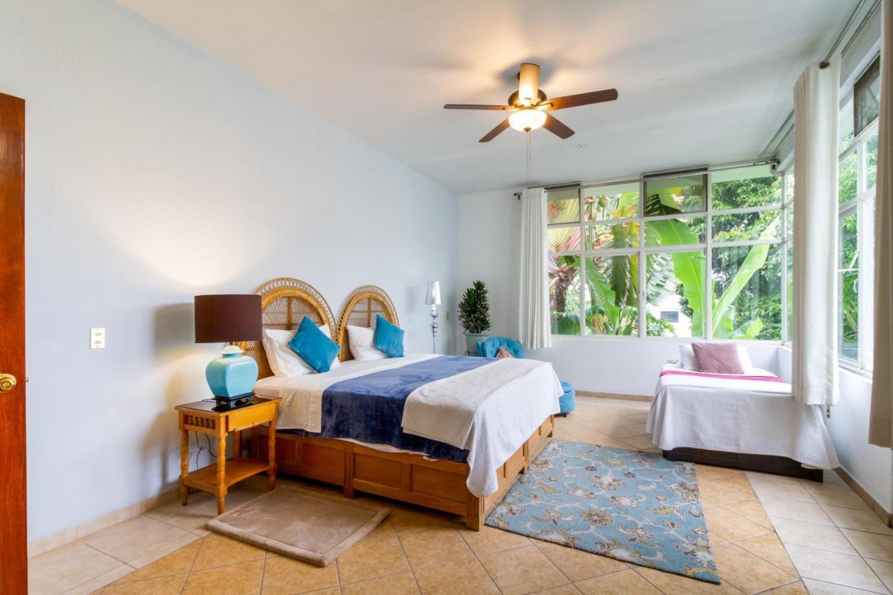 Casa De Luz Hotel Guadalajara Ngoại thất bức ảnh